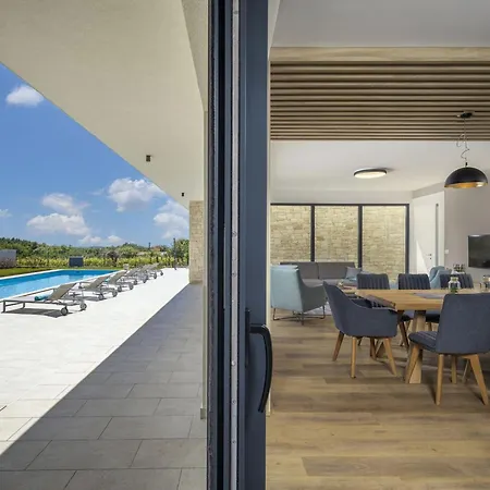 Villa La Perla By Interhome Brtonigla