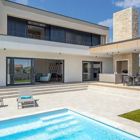 Vila La Perla By Interhome *