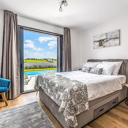 Villa La Perla By Interhome