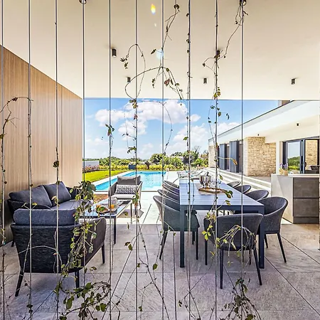 La Perla By Interhome