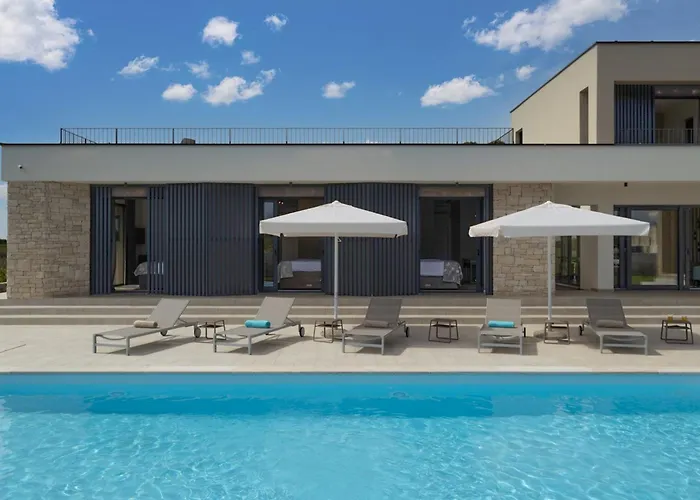 Vila La Perla By Interhome